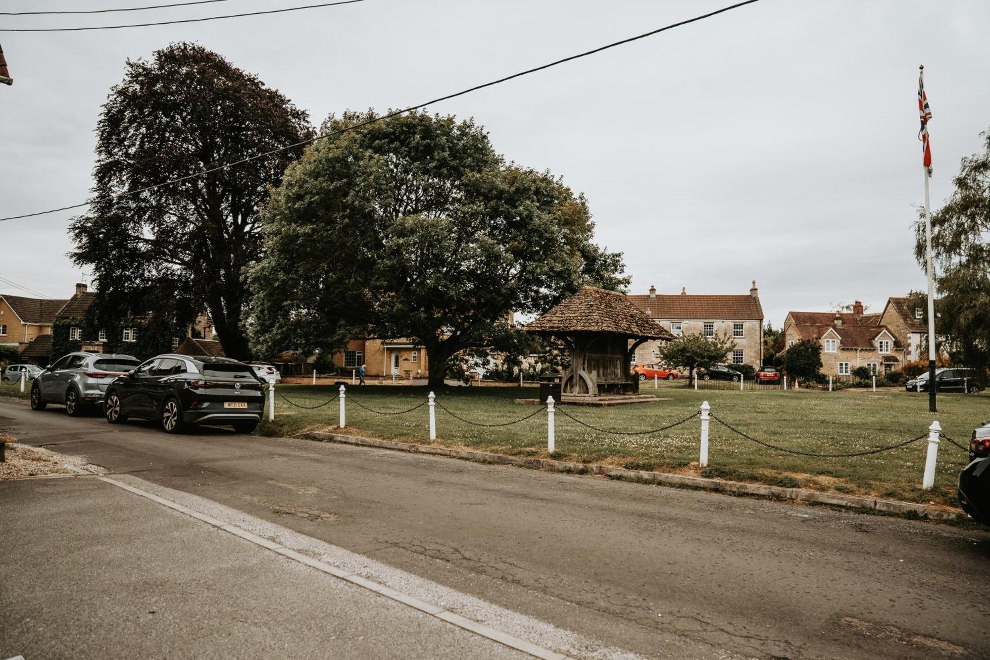 Retreat On The Green Holt  المظهر الخارجي الصورة